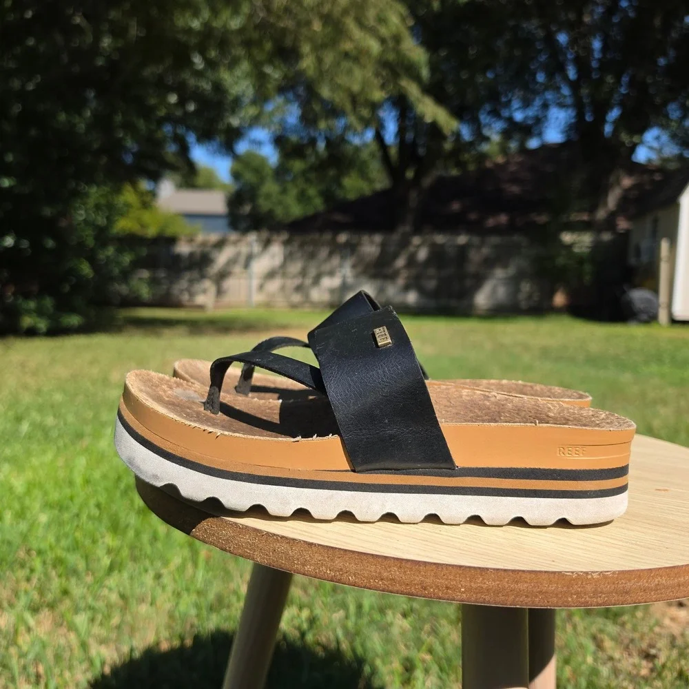 Reef Cushion Vista Hi Black Platform Sandals Cork Footbed Thong Slides Size 8
